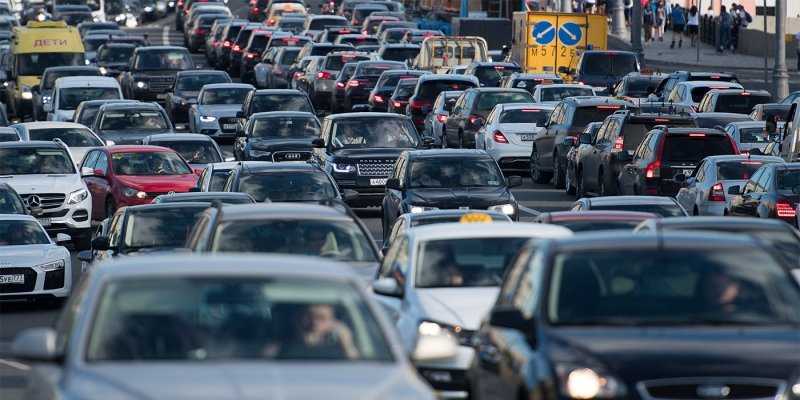 
                                    В Москве назвали день недели с наибольшим числом автомобилей из области
                            