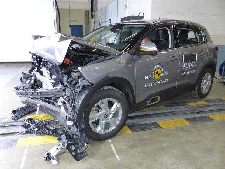 EuroNCAP разбил новые Citroёn C5 Aircross и Range Rover Evoque