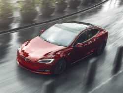 Обновленные Tesla Model S и Model X подешевели и увеличили запас хода
