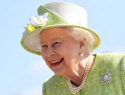 Королева Великобритании отказалась от езды за рулем