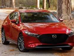 Mazda выпустит гиперхэтч на базе новой «тройки»