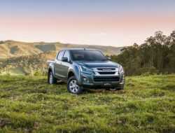 В России стартовали продажи обновленного пикапа Isuzu D-Max