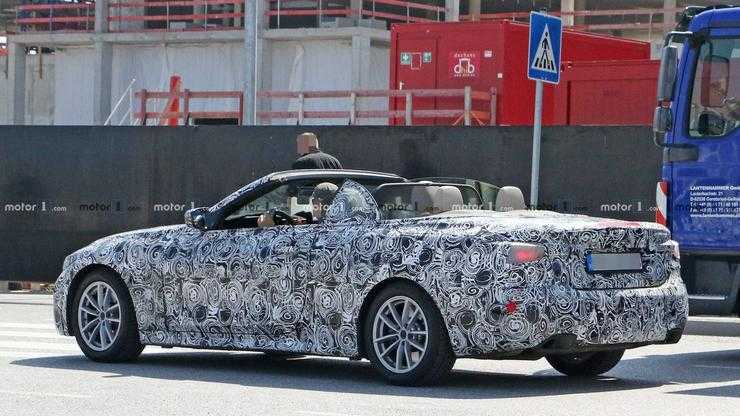 Новый кабриолет BMW 4-й серии проходит дорожные испытания