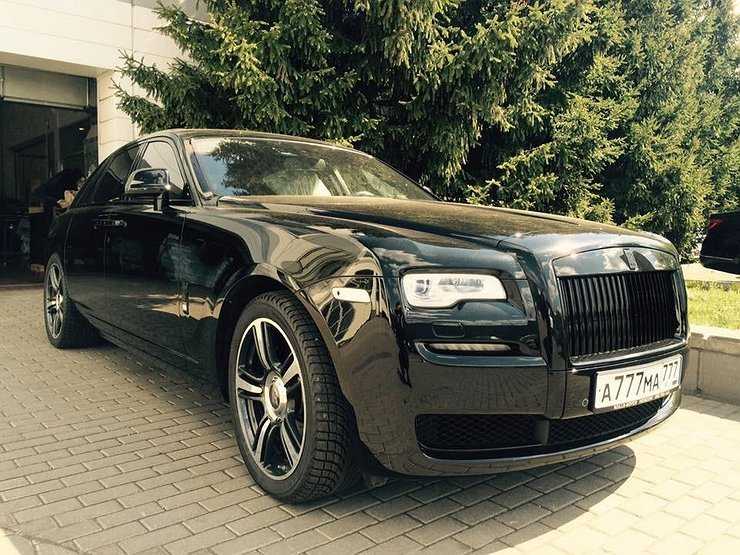 Популярность Rolls-Royce в России резко выросла
