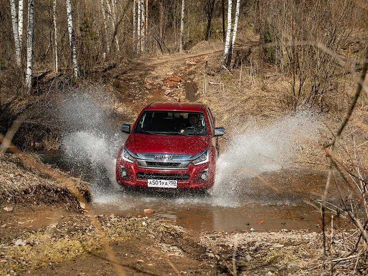 Первый тест-драйв обновленного Isuzu D-Max: кроссовер в грузовой шкуре