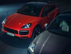 Стал известен рублевый ценник на Porsche Cayenne S Coupe