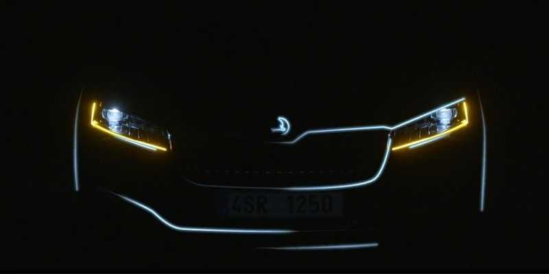 
                                    Skoda показала обновленный Superb на видео
                            