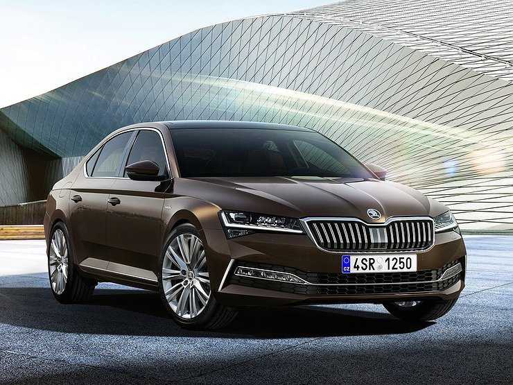 Skoda Superb подешевел после обновления