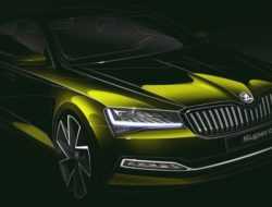 Skoda анонсировала премьеру обновленного Superb