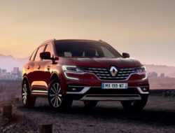 Renault представил обновленный кроссовер Koleos