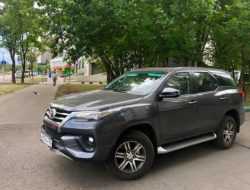 Женский нокаут: тест-драйв особого Toyota Fortuner TRD