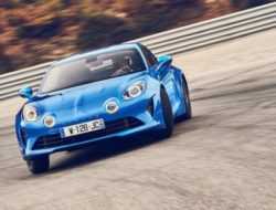 Alpine анонсировал премьеру более мощной версии спорткара A110