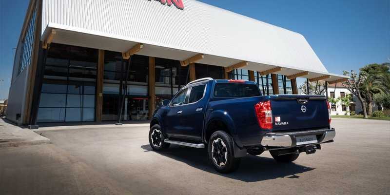 
                                    Nissan обновил пикап Navara
                            