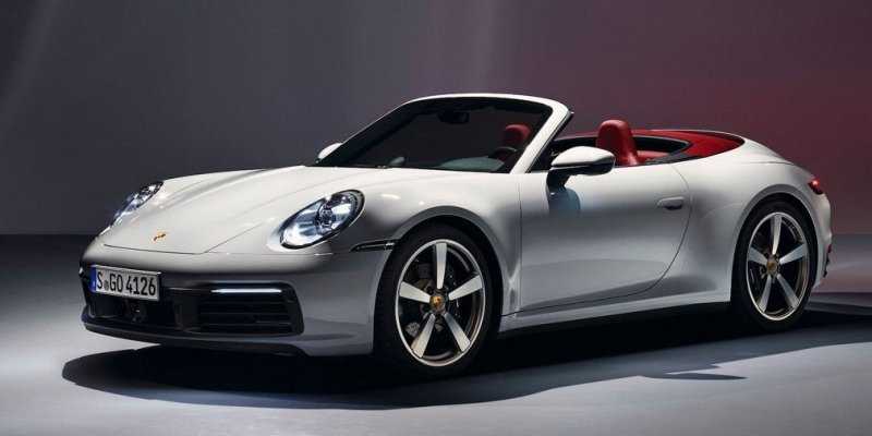
                                    Porsche объявила рублевую стоимость новых купе и кабриолета 911 Carrera
                            