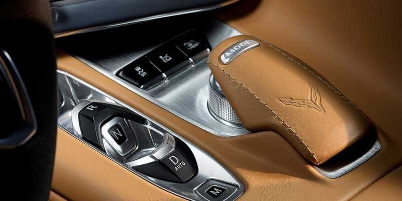 
                                    Chevrolet представил среднемоторный Corvette
                            