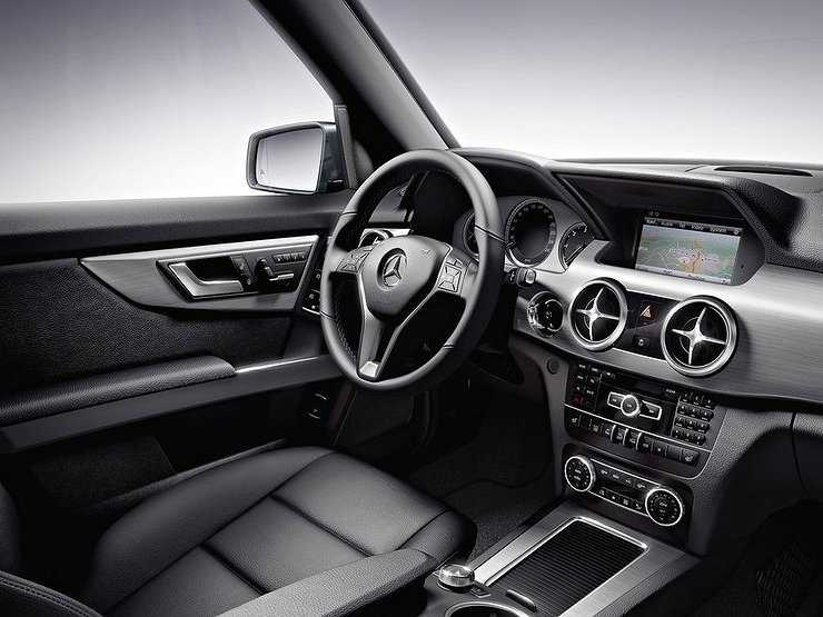 В России нашли серьезный дефект сразу у нескольких моделей Mercedes-Benz