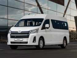 В России стартовали продажи нового Toyota Hiace