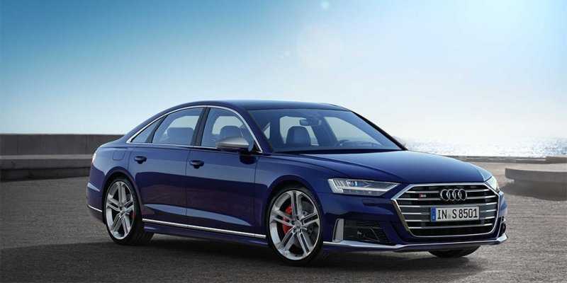 
                                    Audi представила спортивный седан S8 нового поколения
                            
