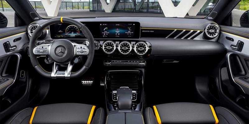 
                                    Mercedes представил хот-хэтч с самой мощной в мире «турбочетверкой»
                            