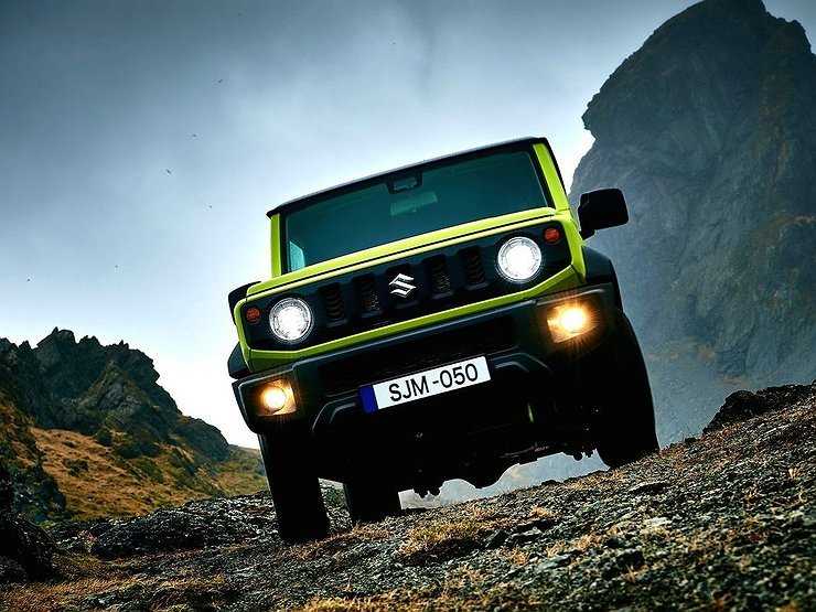 Названа стартовая цена на новый Suzuki Jimny в России
