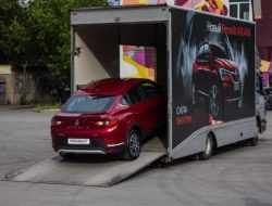 Renault начала доставлять купленные россиянами автомобили прямо на дом