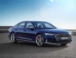 Новый Audi S8 едет в Россию
