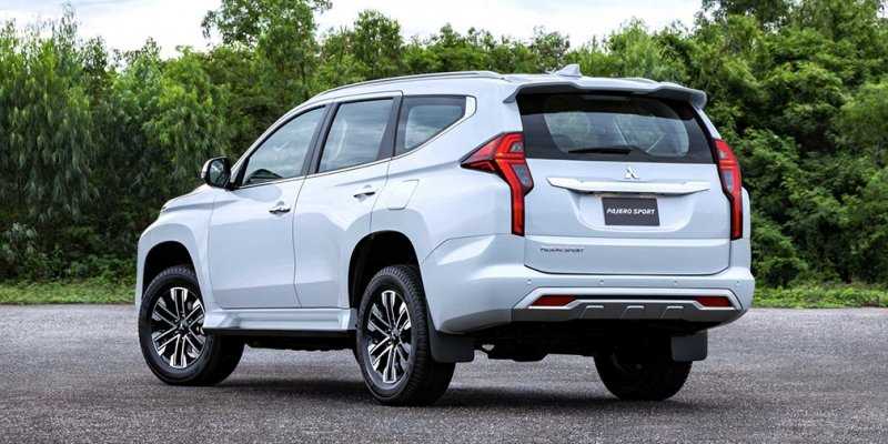 
                                    Новый дизайн и цифровая приборка: Mitsubishi обновила Pajero Sport
                            