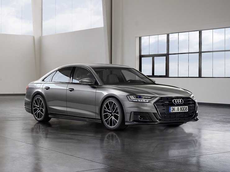 Немцы предлагают в России обновленную Audi A8