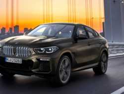 BMW рассказала о новом X6 для России