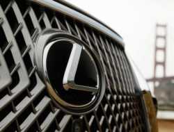 Автомобили Lexus подешевели на 500 000 рублей