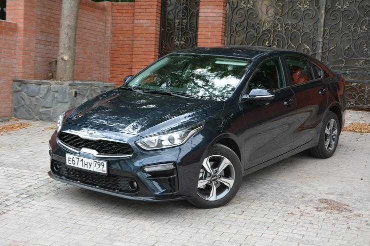 Тест-драйв KIA Cerato: семейная ценность