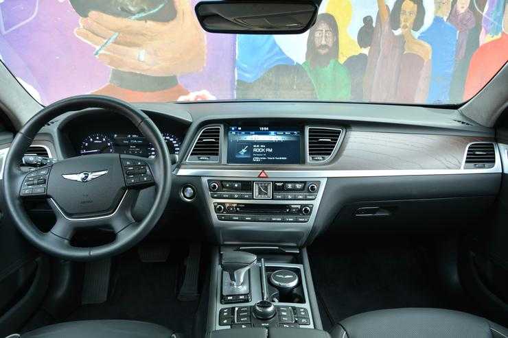 Тест-драйв Genesis G80: встреча на высшем уровне