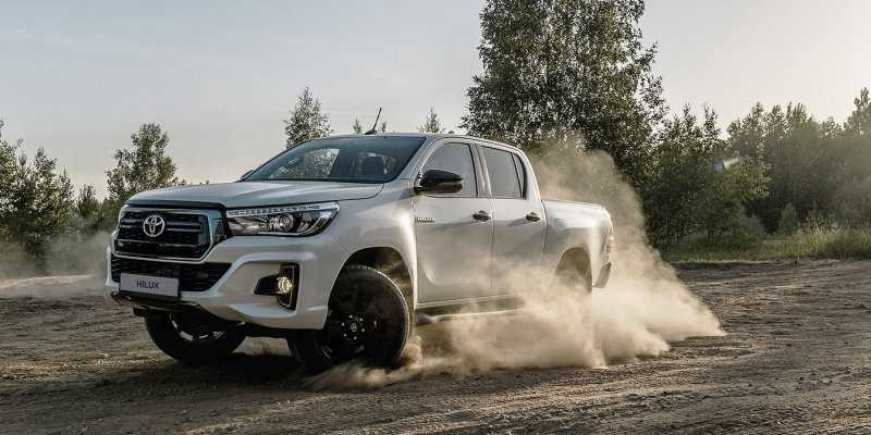 
                                    У Toyota Hilux для России появилась новая флагманская версия
                            