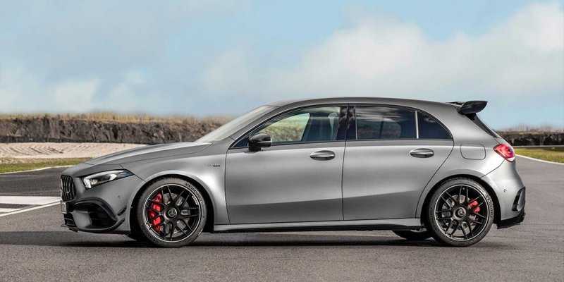 
                                    Mercedes представил хот-хэтч с самой мощной в мире «турбочетверкой»
                            