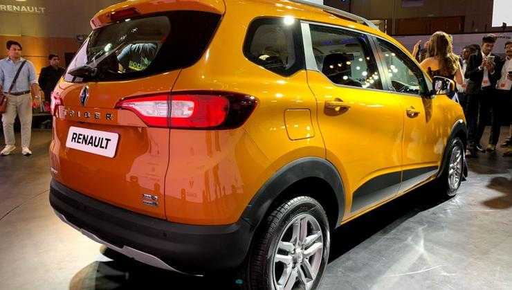 Renault представила бюджетный семиместный компактвэн