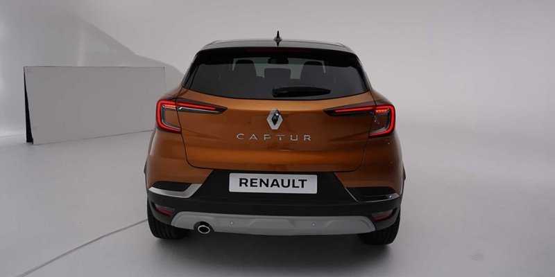 
                                    Renault показал новый Captur
                            