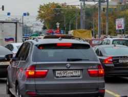 Власти рассказали, во сколько лучше всего выезжать на дачу из Москвы