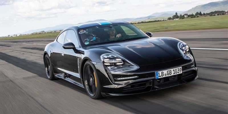 
                                    Названа дата премьеры первого электрокара Porsche
                            