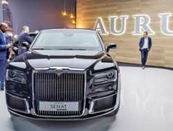 Названа дата открытия первого шоурума Aurus