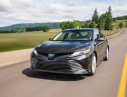 Пять подержанных седанов премиум-класса по цене новой Toyota Camry