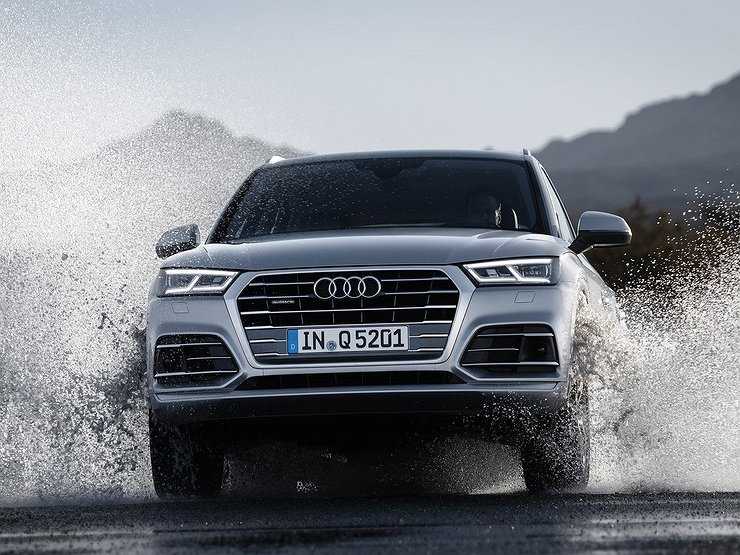 В России отзывают кроссоверы Audi сразу по двум причинам