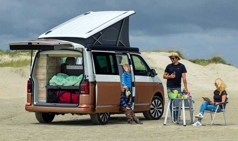 
                                    Volkswagen представил обновленный кемпер California
                            