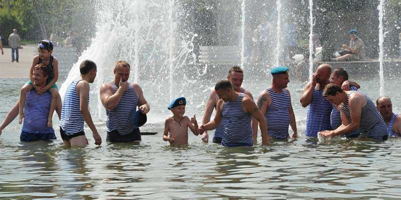 
                                    Власти Москвы предупредили водителей об ограничении движения в День ВДВ
                            