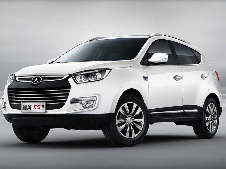 Бюджетный китайский кроссовер JAC S5 расширил список оснащения для России