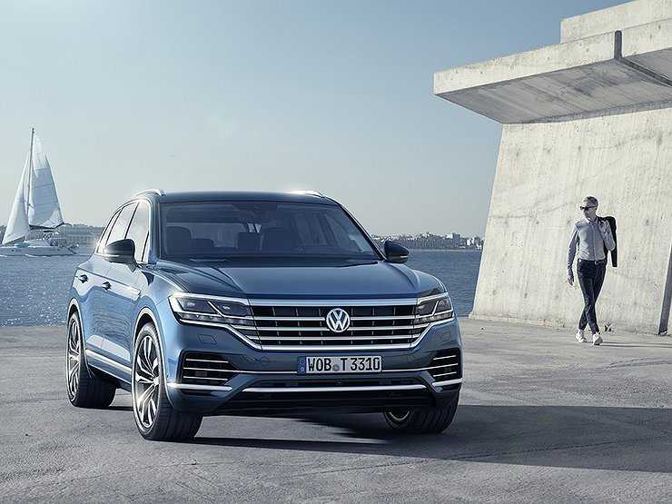 Volkswagen Touareg подешевел и получил новые опции