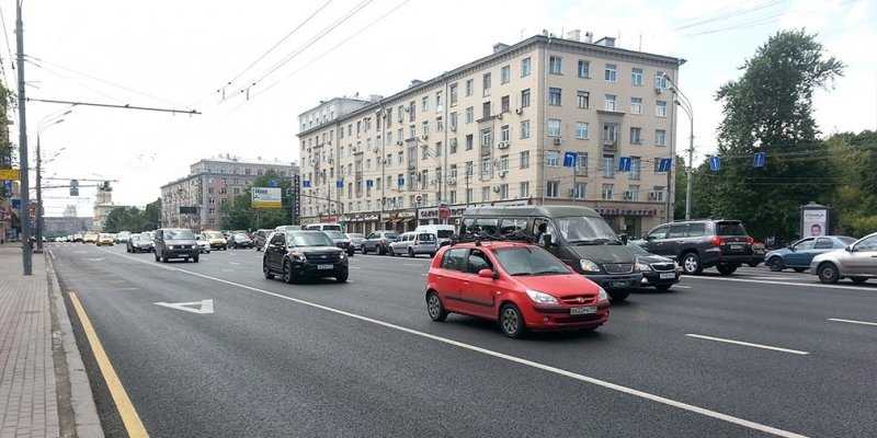 
                                    В Москве станет больше выделенных полос
                            
