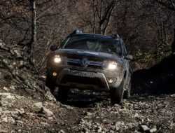 Скрытые дефекты Renault Duster, которые дорого обойдутся владельцу