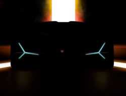 Lamborghini привезет во Франкфурт новый гиперкар