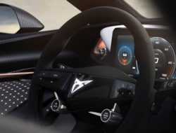 Cupra показала салон первого спортивного электрокара