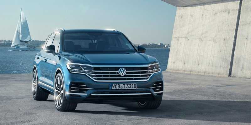 
                                    Volkswagen изменил комплектации Touareg для России
                            